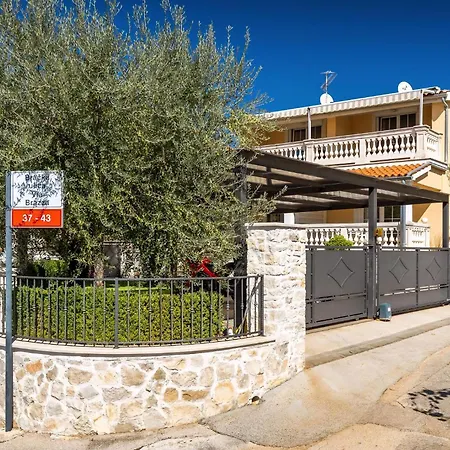 Olea Fuer 4 Personen Apartment *